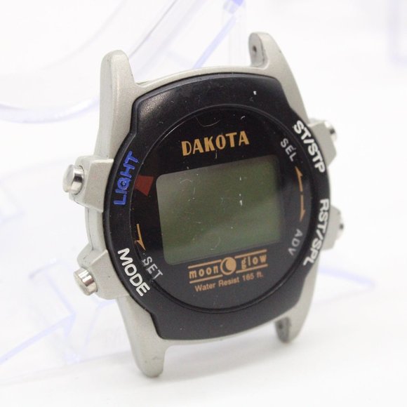 Vintage DAKOTA Digital Watch Mens Silver Tone Steel Moon Glow Retro 80s - Picture 3 of 5